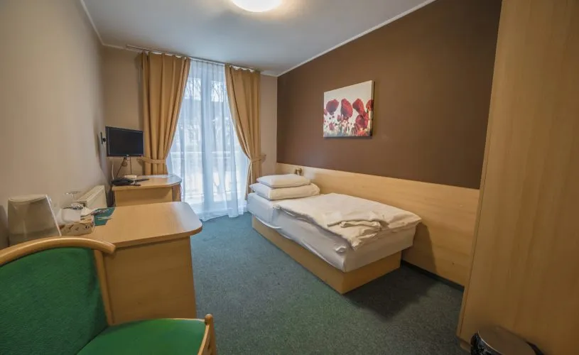Одноместный номер Classic с рабочим столом, Hotel TeleDom Кошице